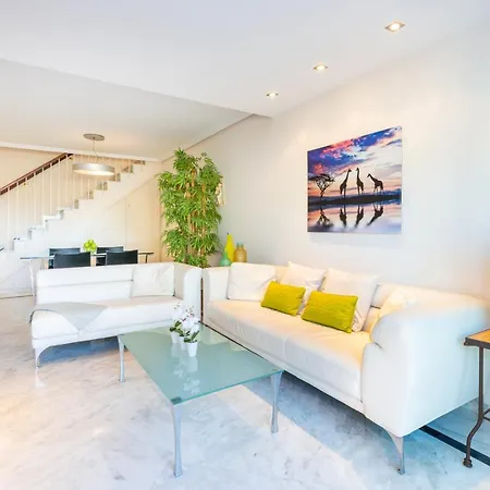 아파트 Bahia De - 3 Bedroom With Sea View 마르베야